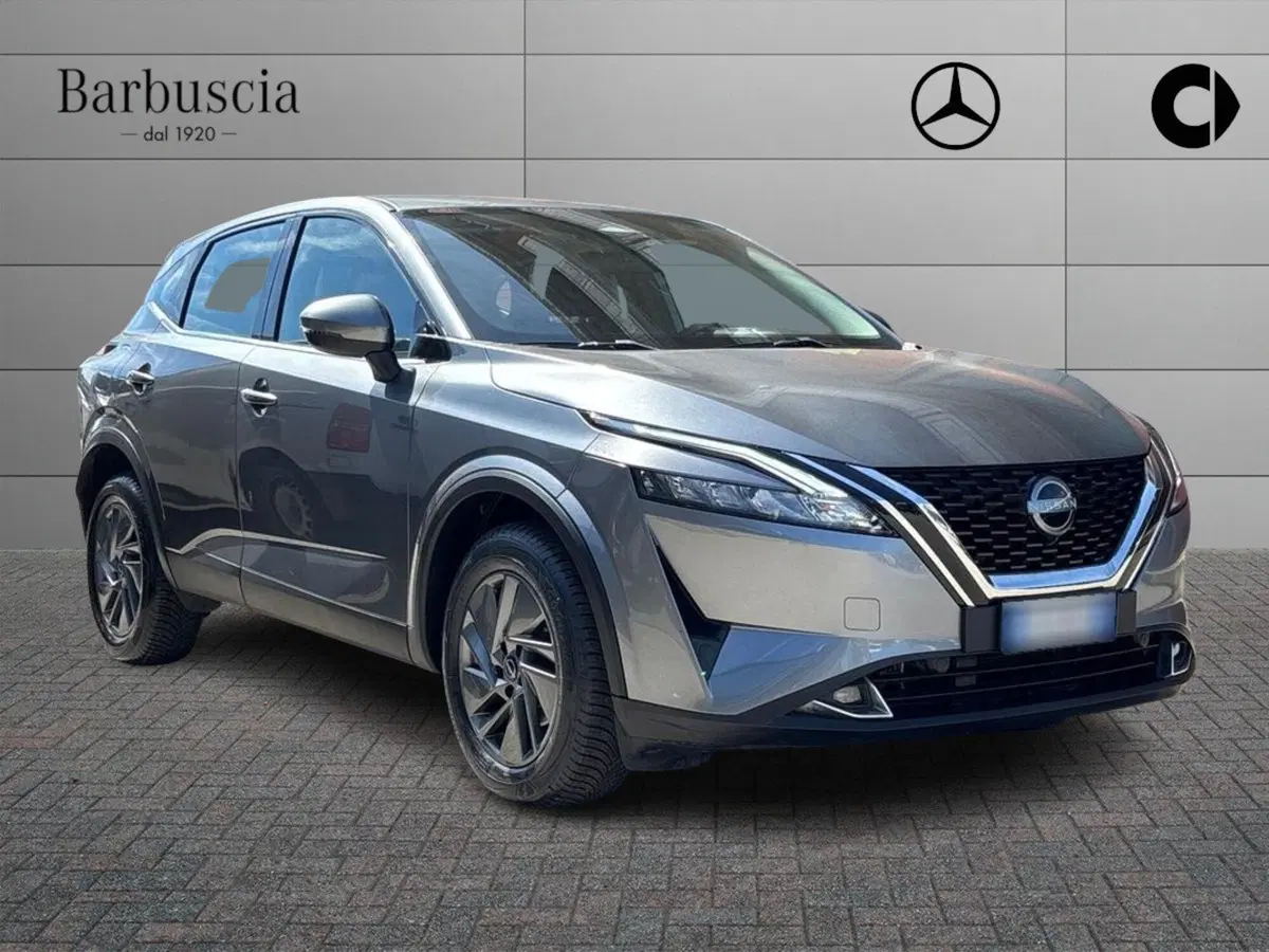 Nissan Qashqai usata a Pescara (2)