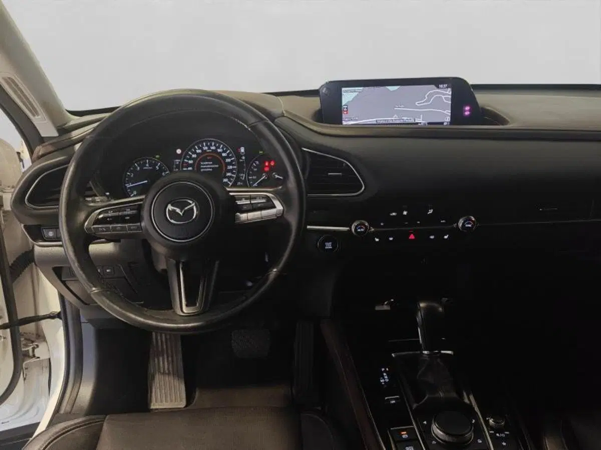 Mazda CX-30 usata a Genova (11)