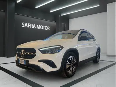 Mercedes-Benz GLA SUV 180 d Progressive Advanced Plus auto del 2023 usata a Rende