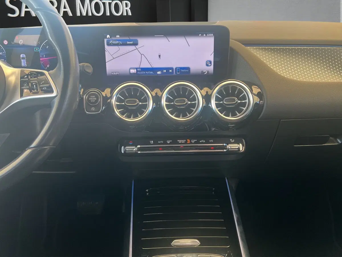 Mercedes-Benz GLA SUV usata a Cosenza (16)