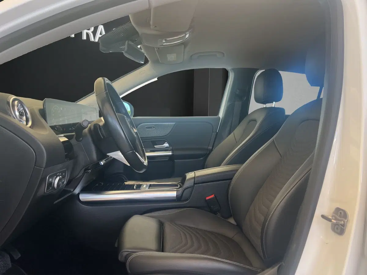 Mercedes-Benz GLA SUV usata a Cosenza (9)