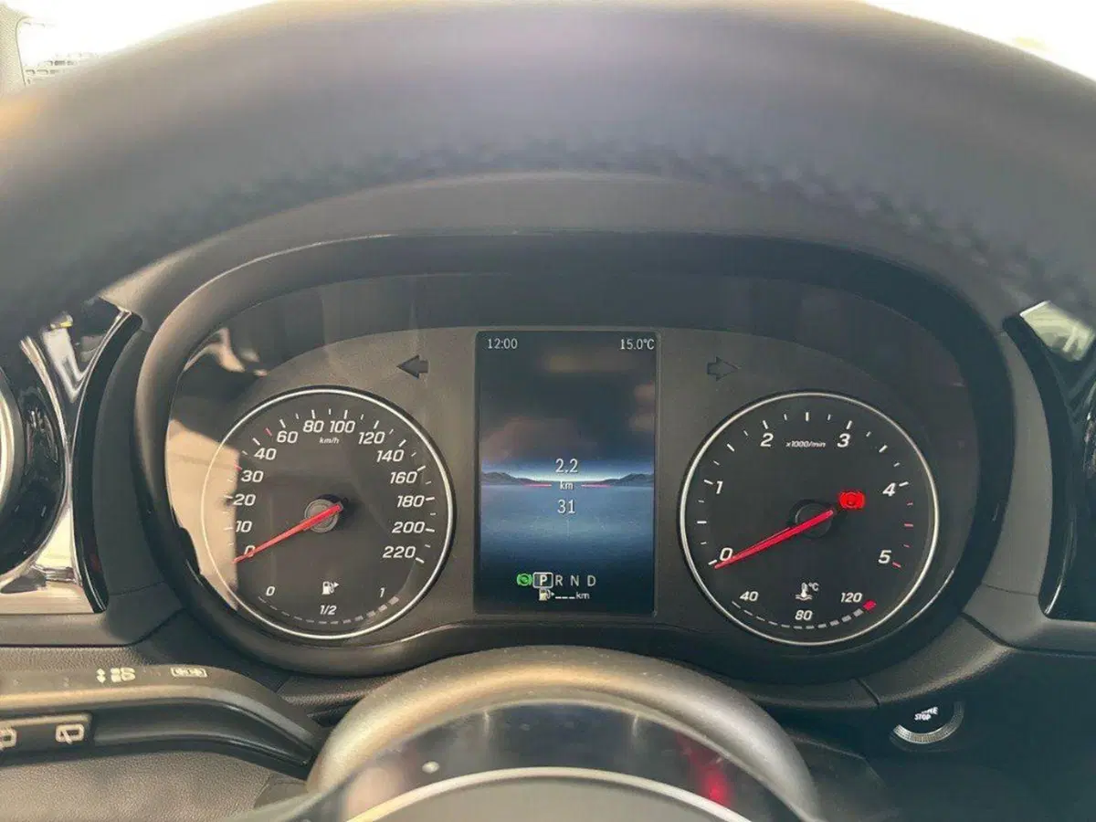 Mercedes-Benz Classe T nuova a Rimini (9)