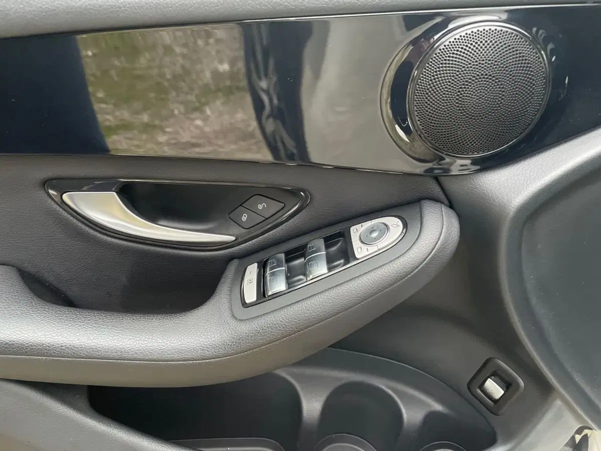 Mercedes-Benz GLC SUV usata a Rimini (17)