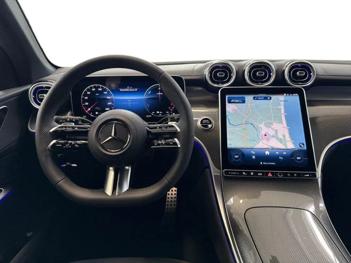 Mercedes-Benz GLC nuova a Rimini (11)