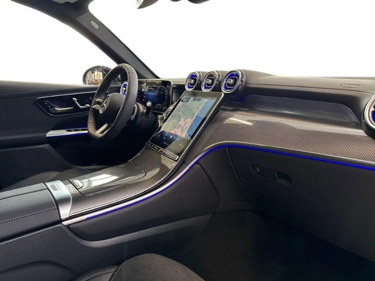 Mercedes-Benz GLC nuova a Rimini (12)
