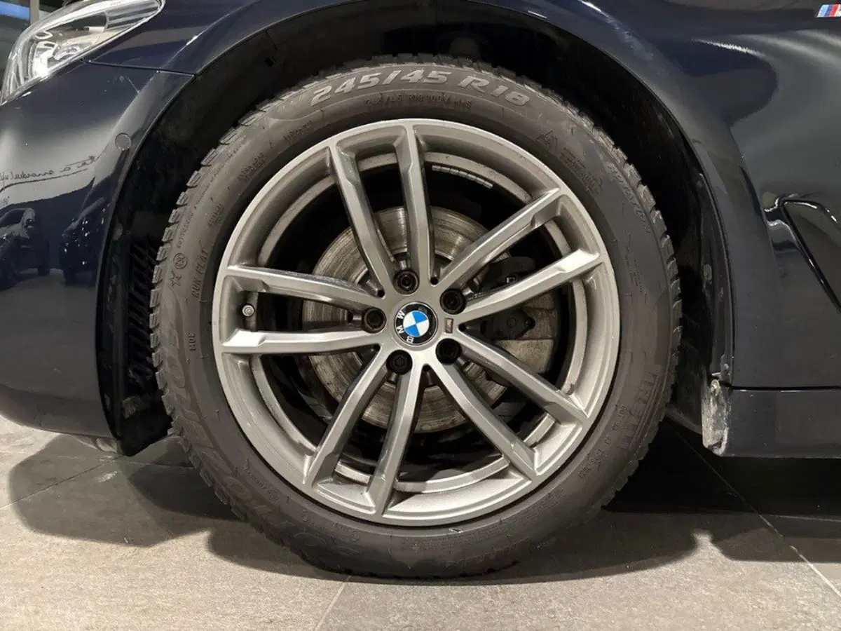 BMW Serie 5 Touring usata a Macerata (8)