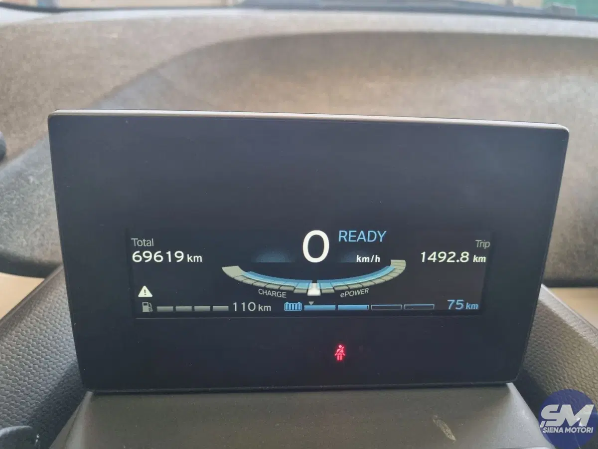 BMW i3 usata a Siena (12)