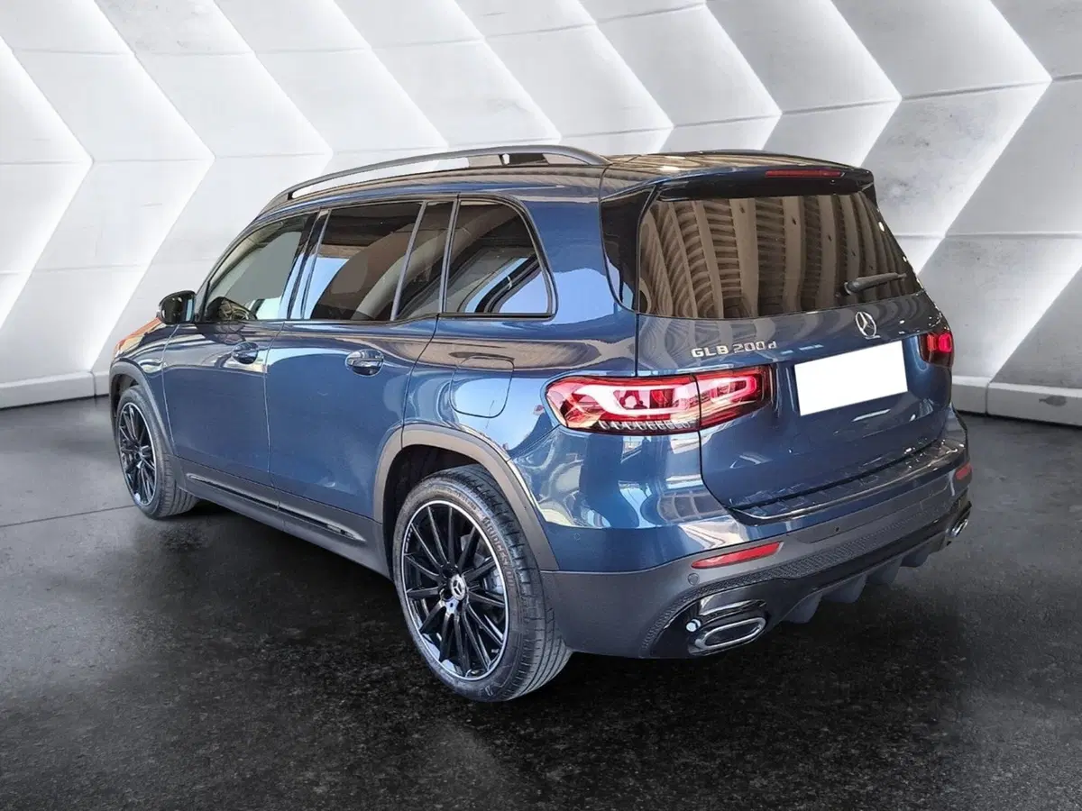 Mercedes-Benz GLB usata a Salerno (6)