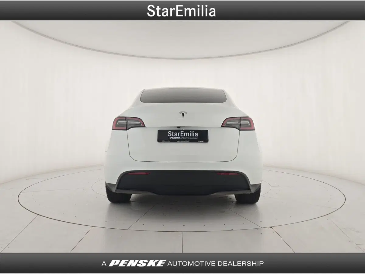 Tesla Model Y usata a Bologna (4)