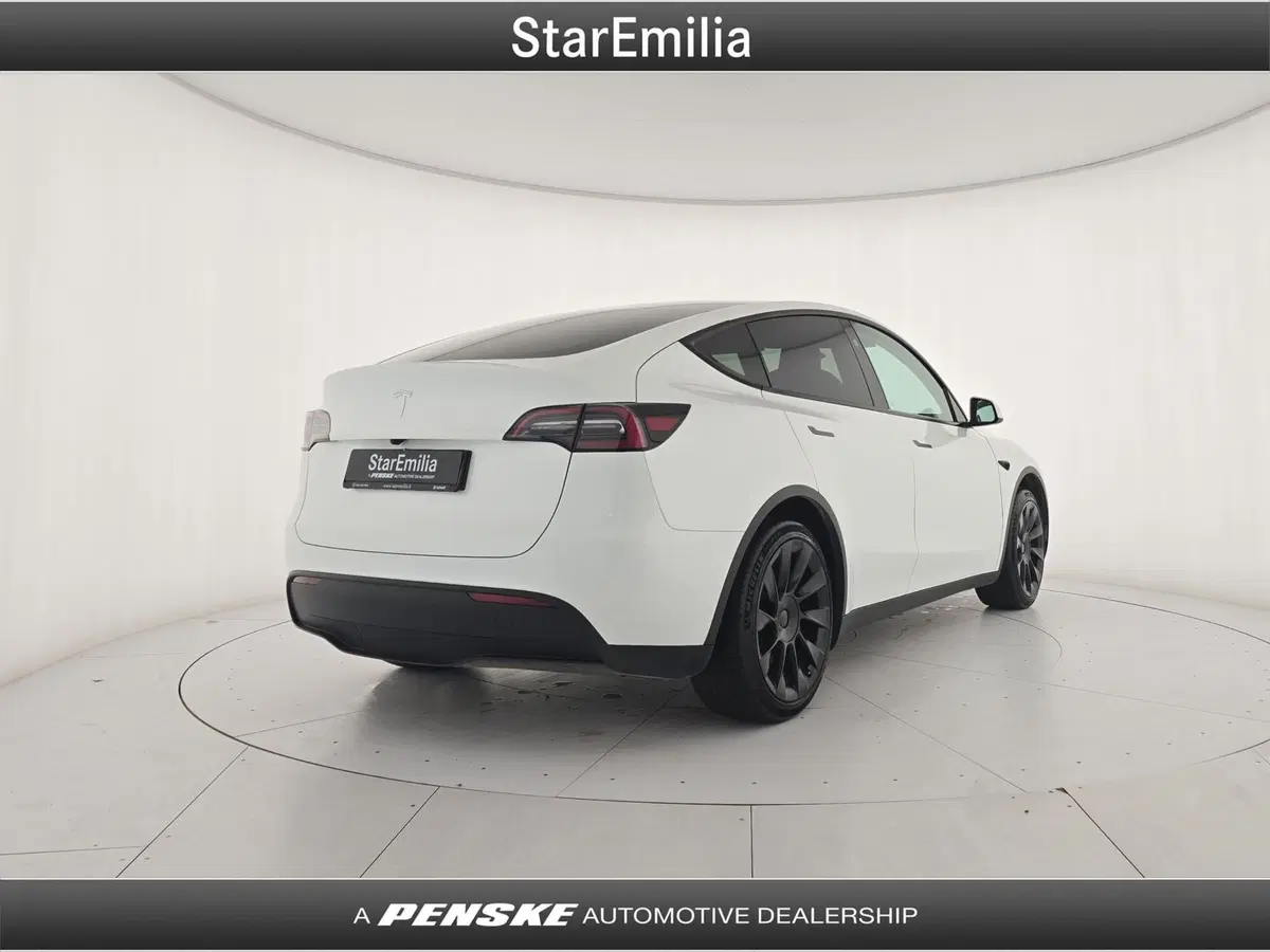 Tesla Model Y usata a Bologna (5)