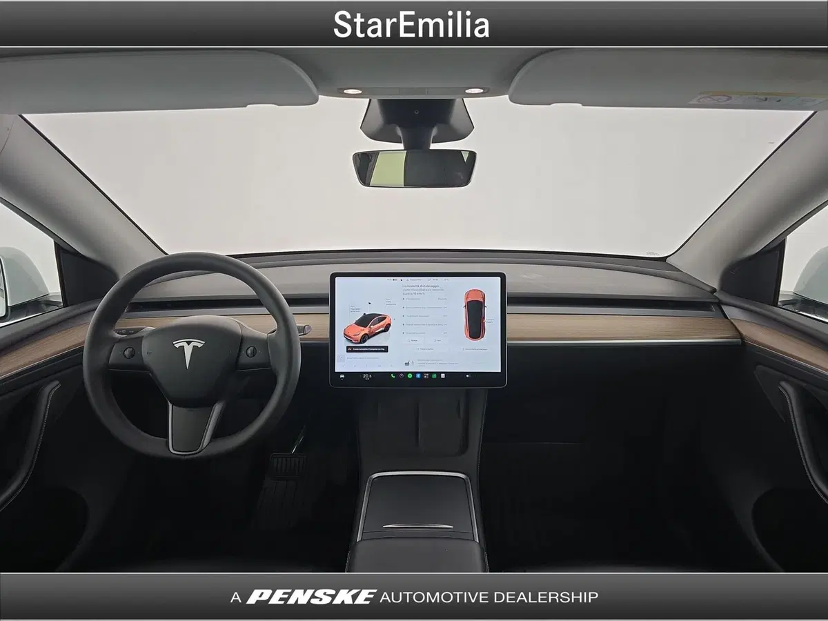 Tesla Model Y usata a Bologna (9)