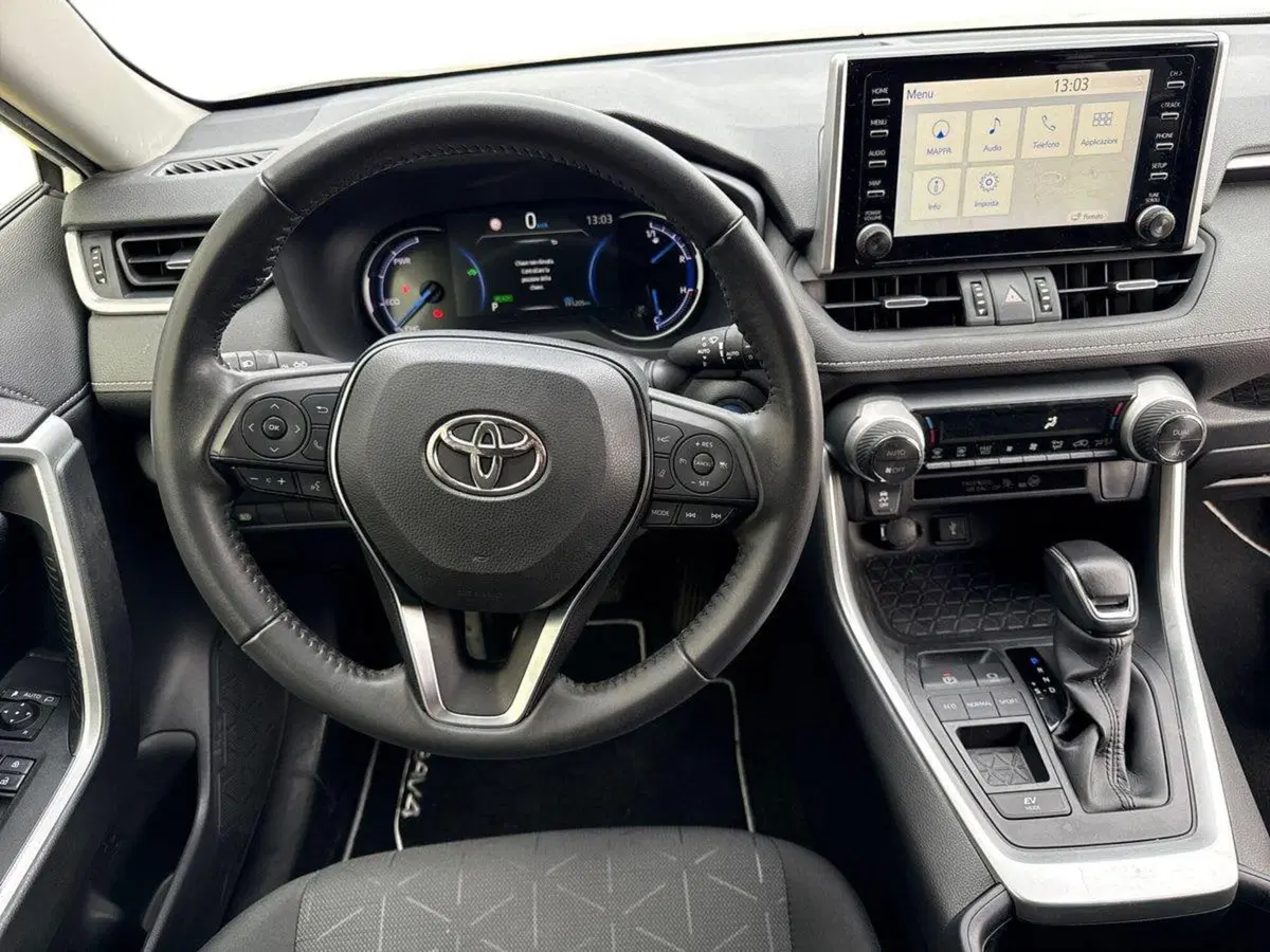 Toyota Rav4 usata a Milano (11)