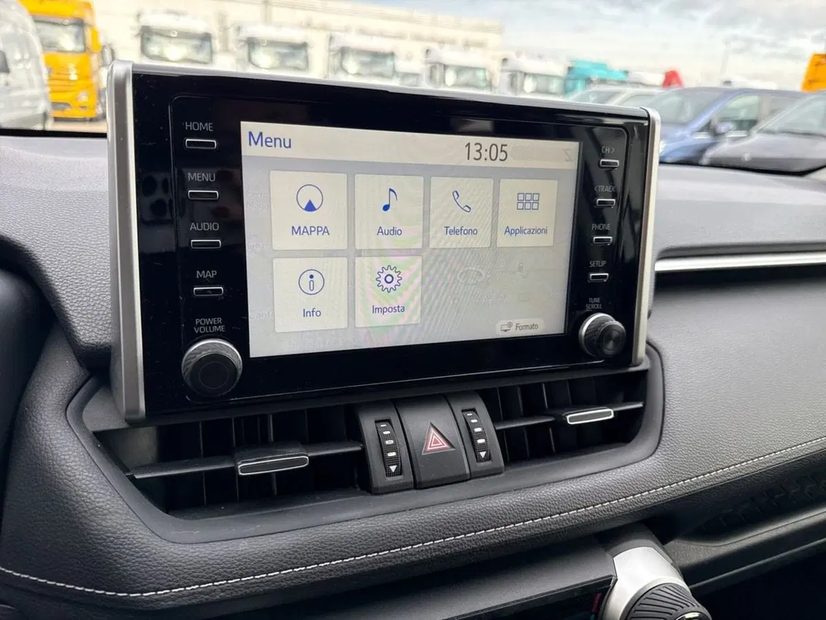 Toyota Rav4 usata a Milano (12)