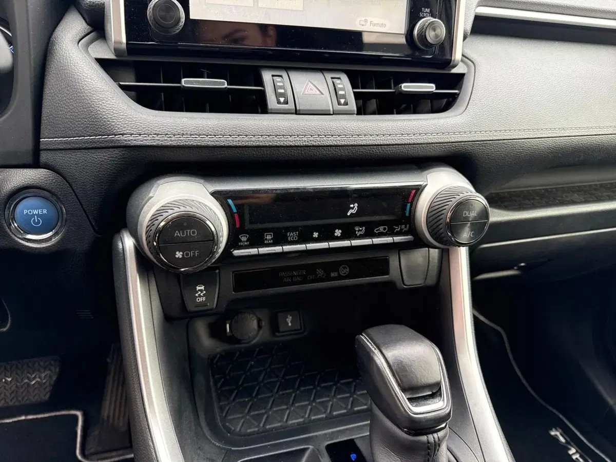 Toyota Rav4 usata a Milano (14)
