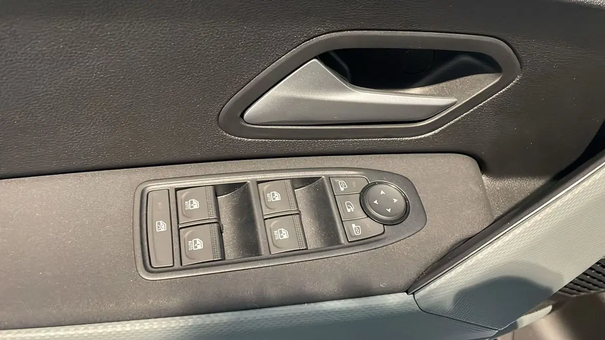 Dacia Bigster nuova a Treviso (11)