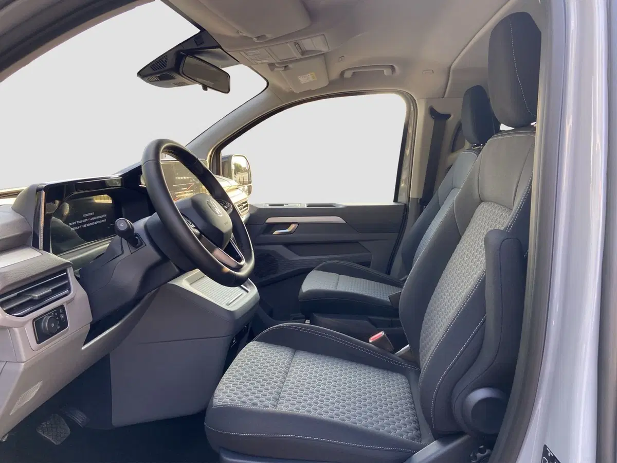 Volkswagen Veicoli Commerciali Caravelle nuova a Mantova (11)