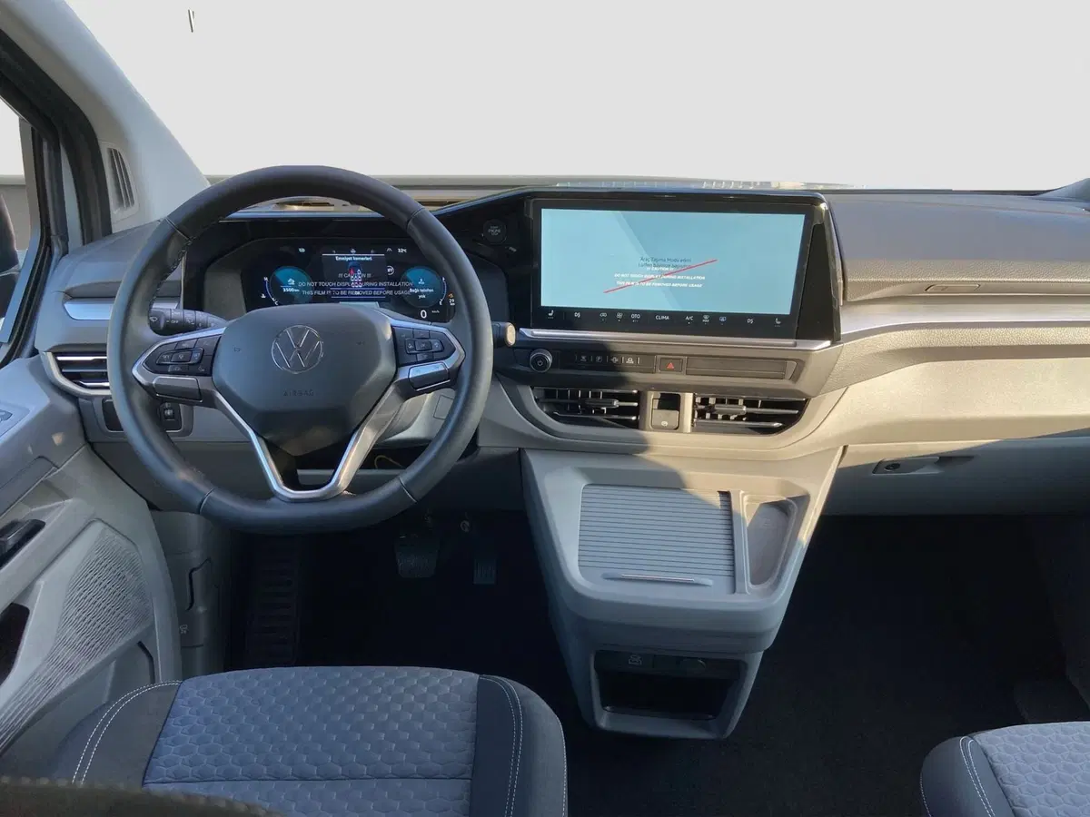 Volkswagen Veicoli Commerciali Caravelle nuova a Mantova (15)