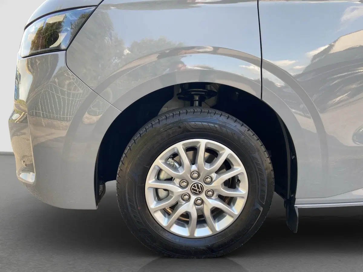 Volkswagen Veicoli Commerciali Caravelle nuova a Mantova (9)