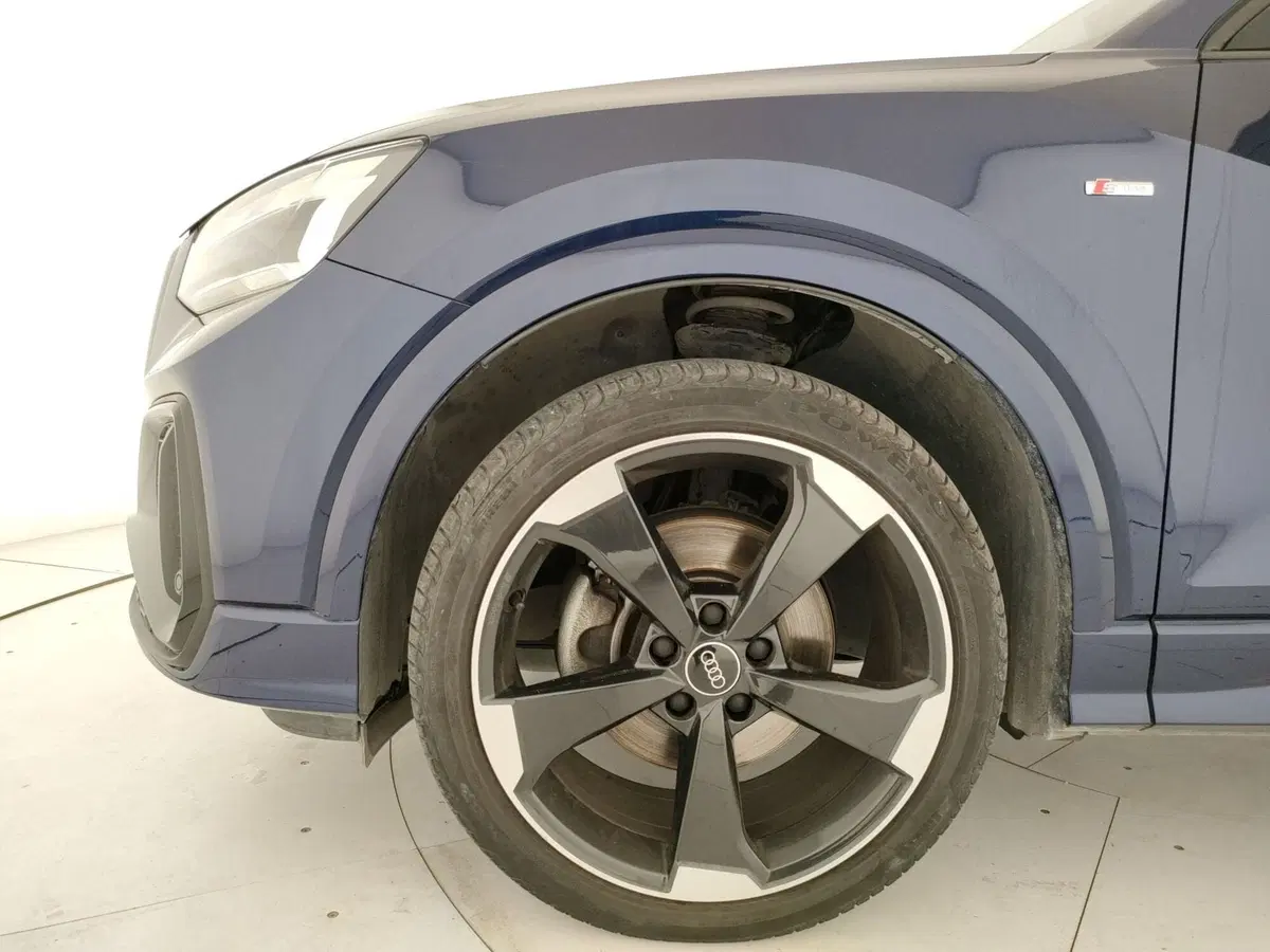Audi Q2 usata a Napoli (5)