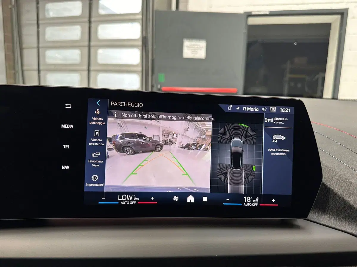 BMW Serie 1 nuova a Cuneo (17)