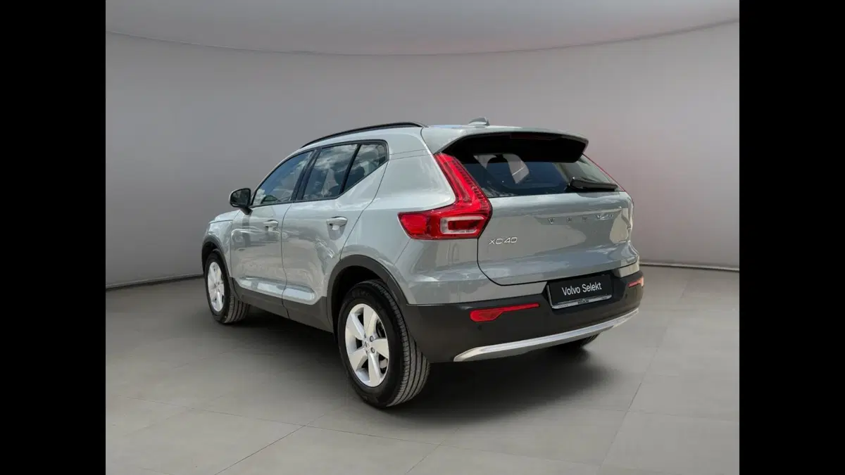 Volvo XC40 usata a Palermo (13)
