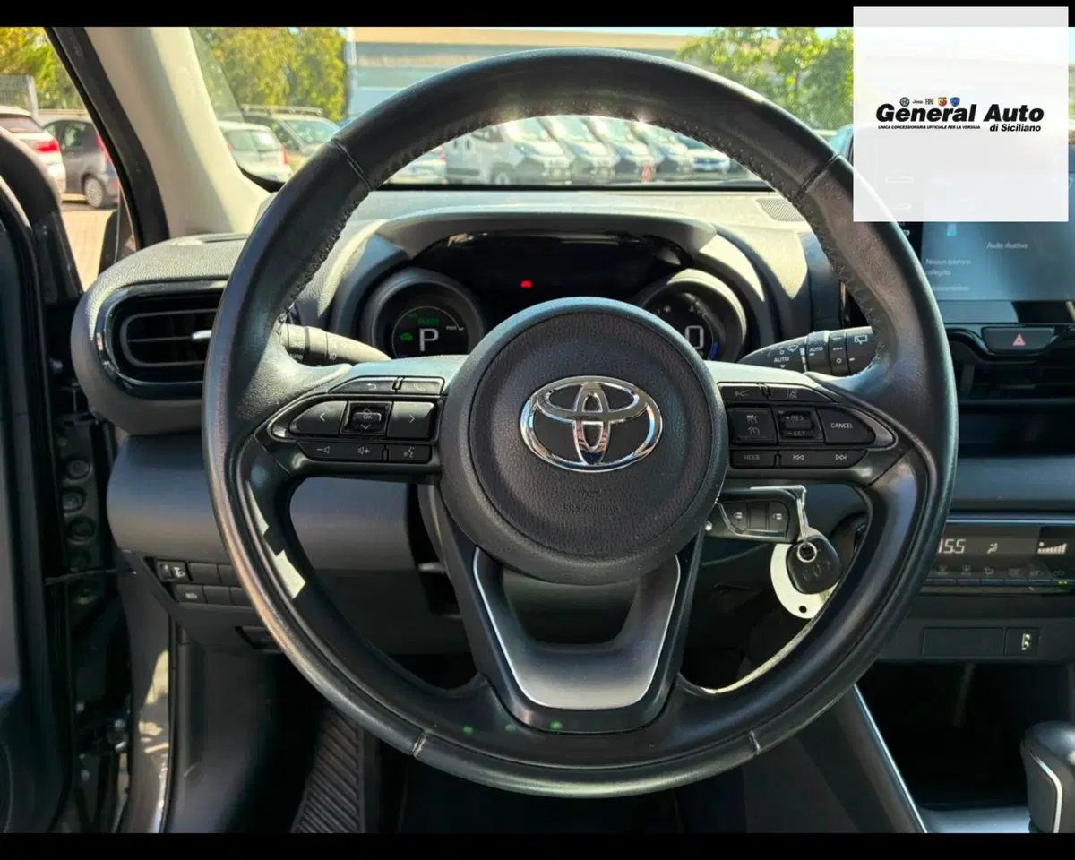 Toyota Yaris usata a Lucca (11)