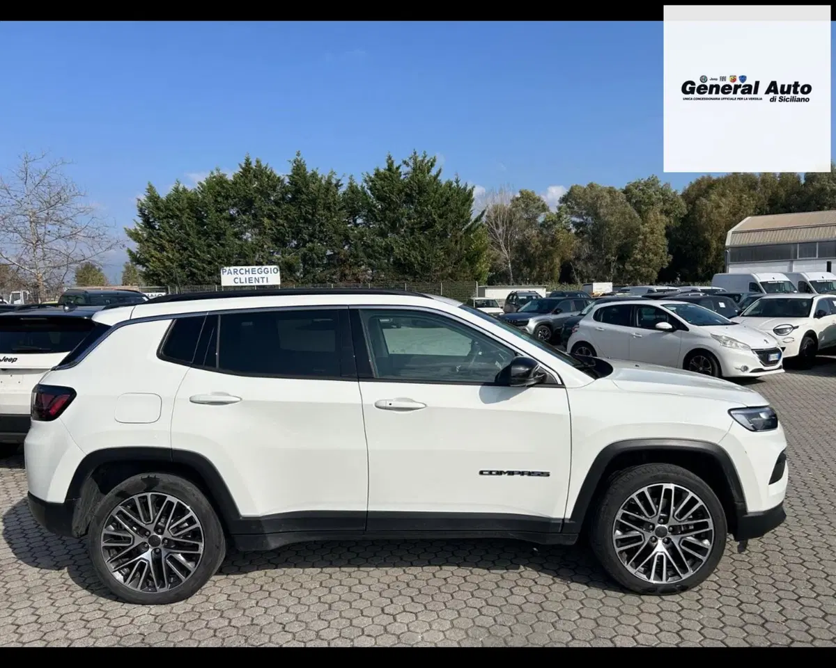 Jeep Compass usata a Lucca (9)