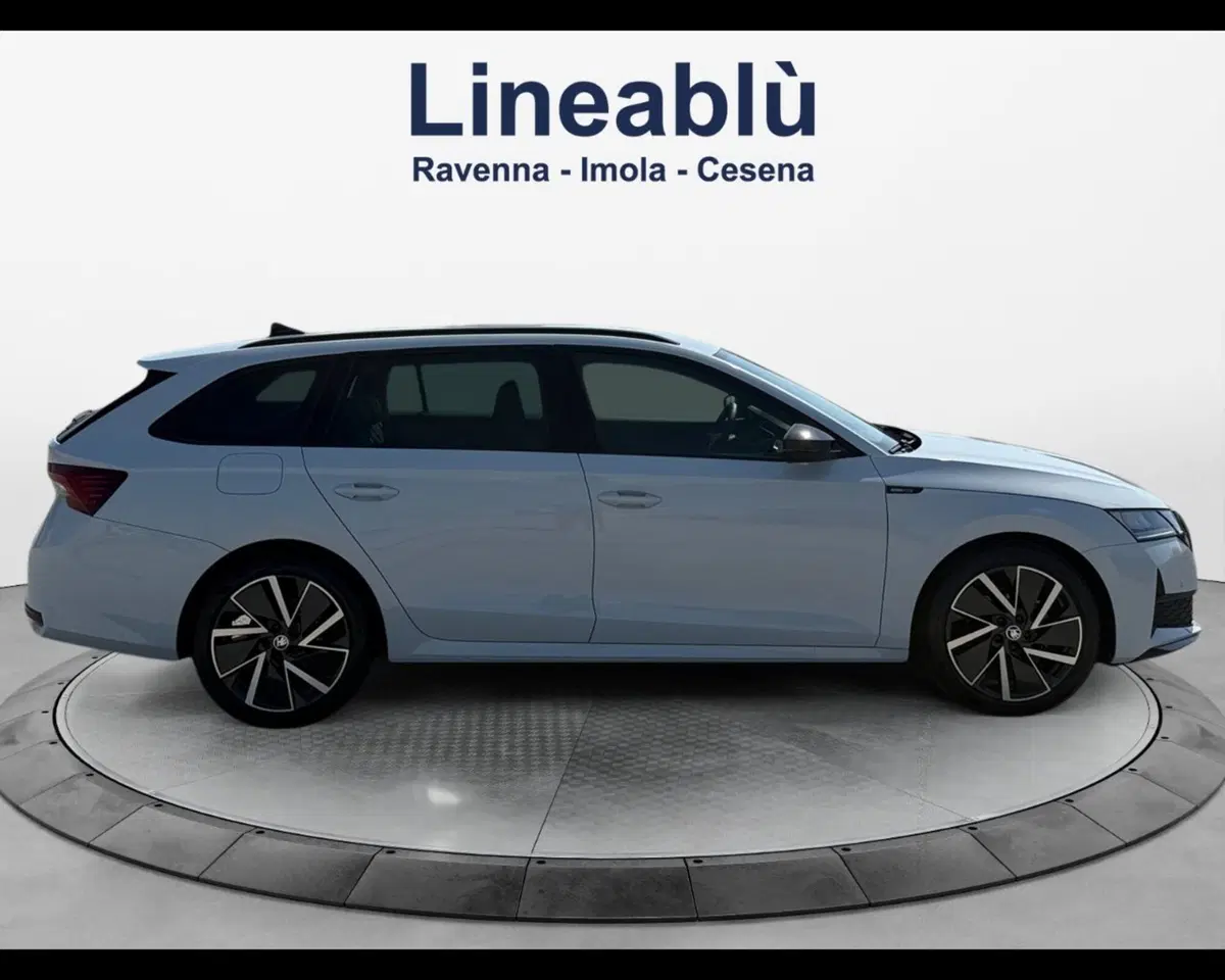 Skoda Octavia Station Wagon nuova a Ravenna (6)