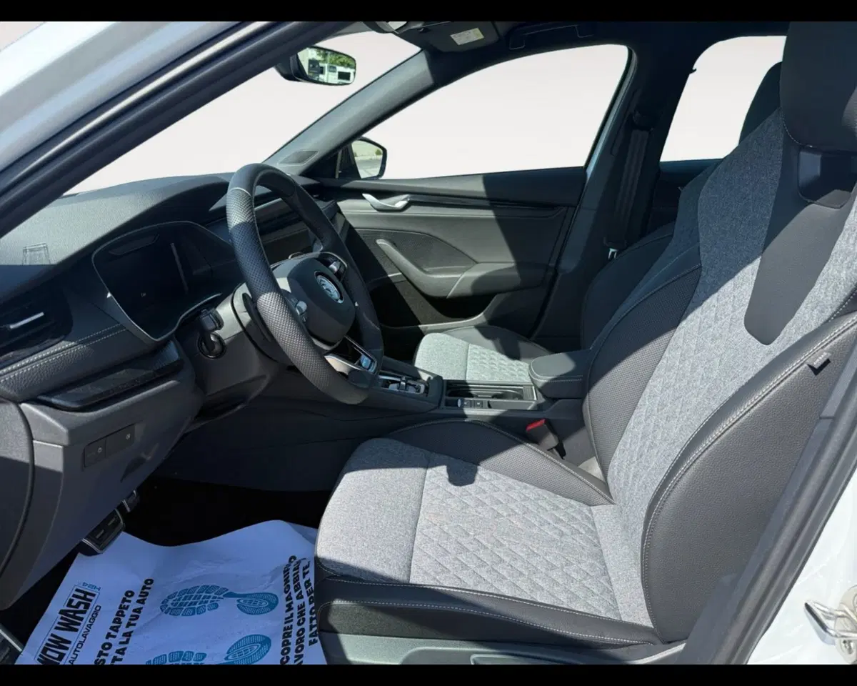Skoda Octavia Station Wagon nuova a Ravenna (9)