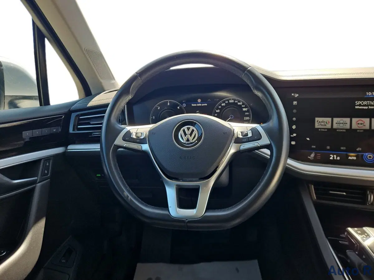 Volkswagen Touareg usata a Potenza (11)