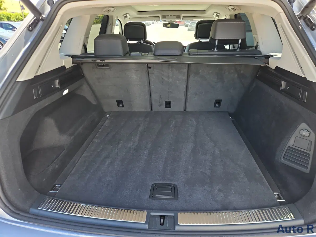 Volkswagen Touareg usata a Potenza (7)