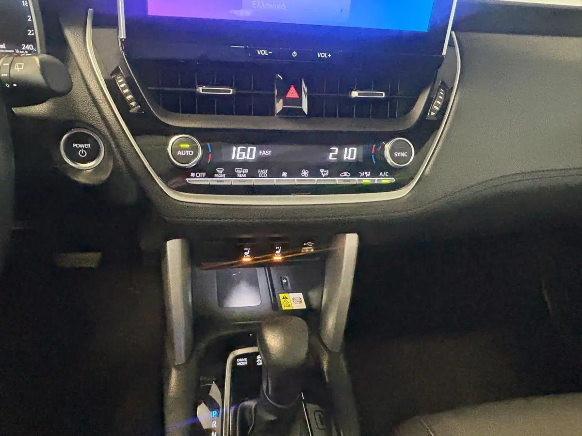 Toyota Corolla Cross Hybrid usata a Bergamo (16)