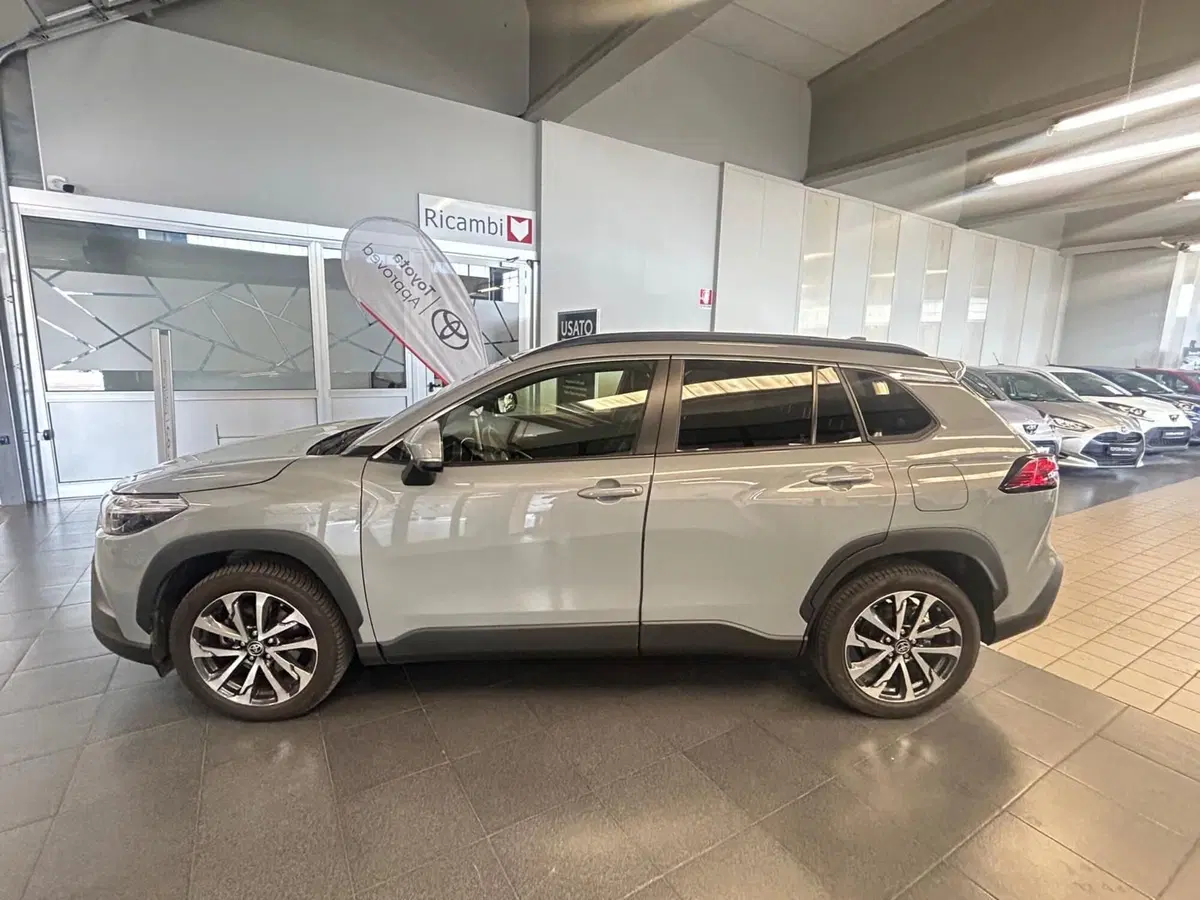 Toyota Corolla Cross Hybrid usata a Bergamo (3)