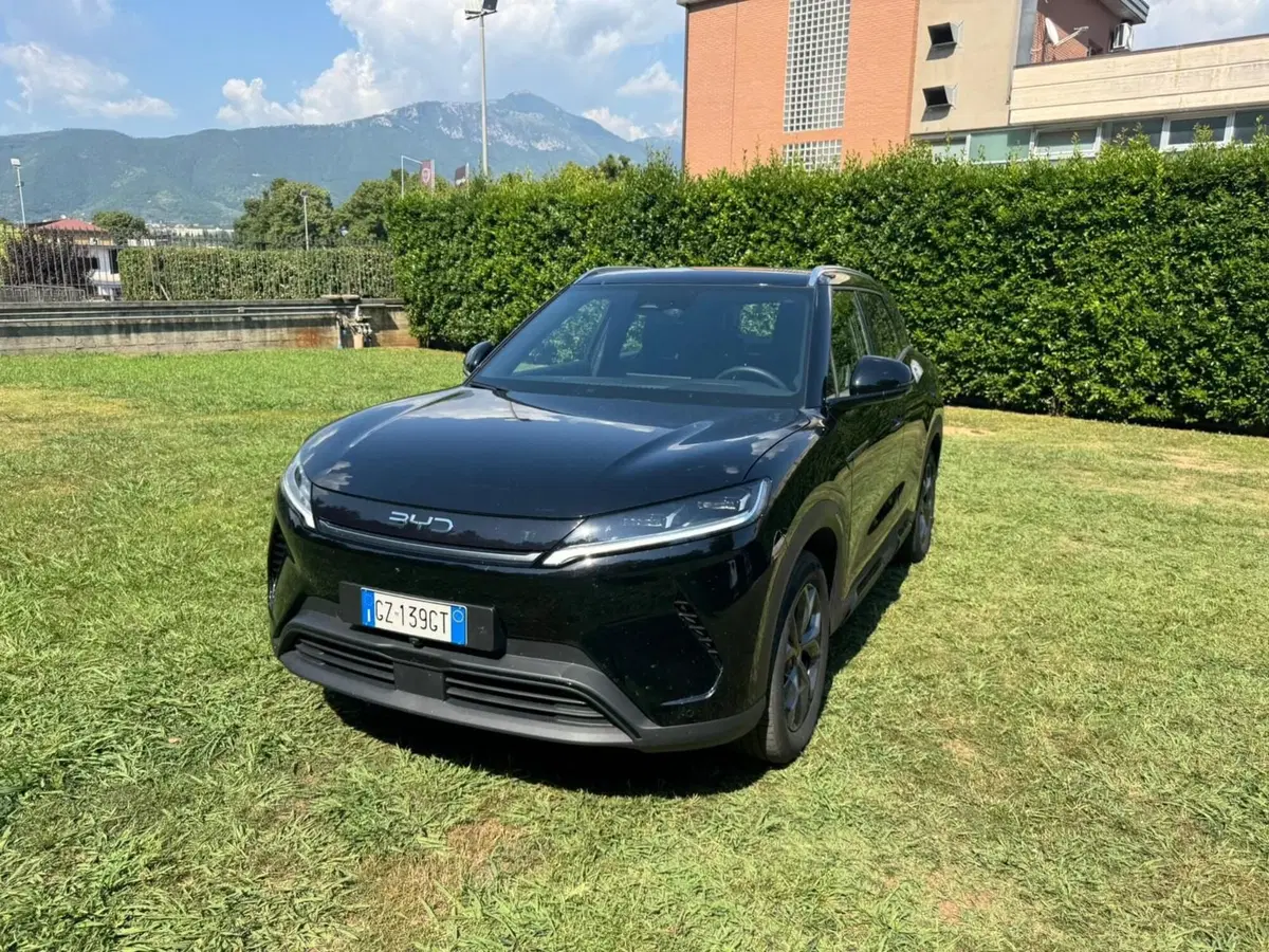 Byd Atto 2 usata a Salerno