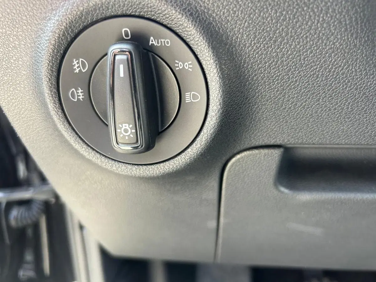 Skoda Karoq usata a Salerno (16)