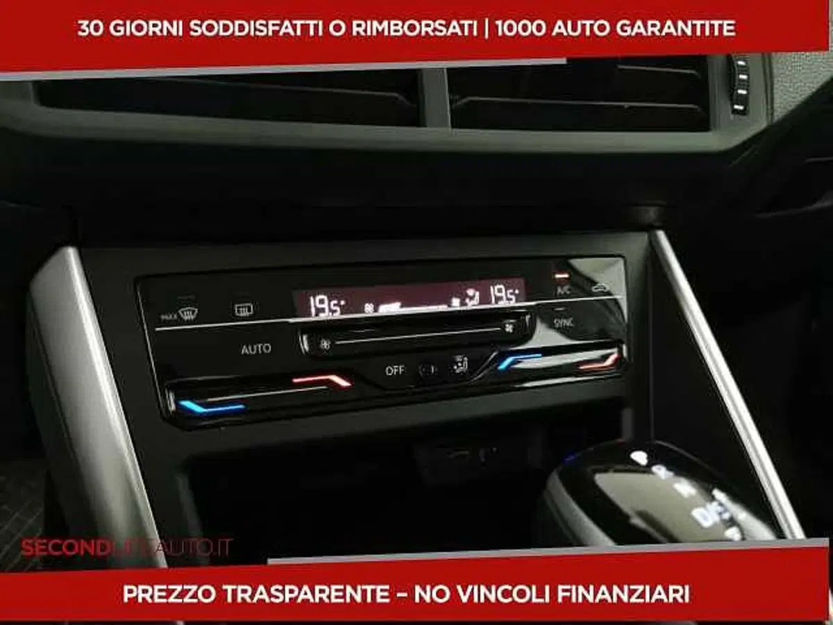 Volkswagen Taigo usata a Chieti (17)