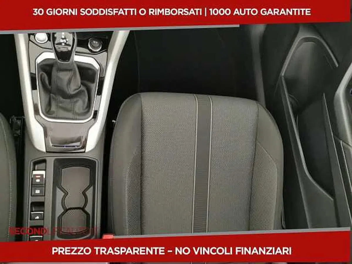 Volkswagen T-Roc Cabrio nuova a Chieti (12)