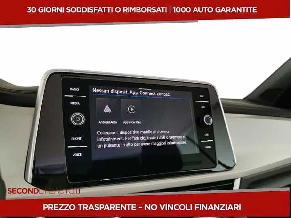 Volkswagen T-Roc Cabrio nuova a Chieti (18)