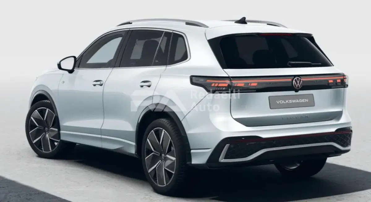 Volkswagen Tiguan nuova a Lecco (3)
