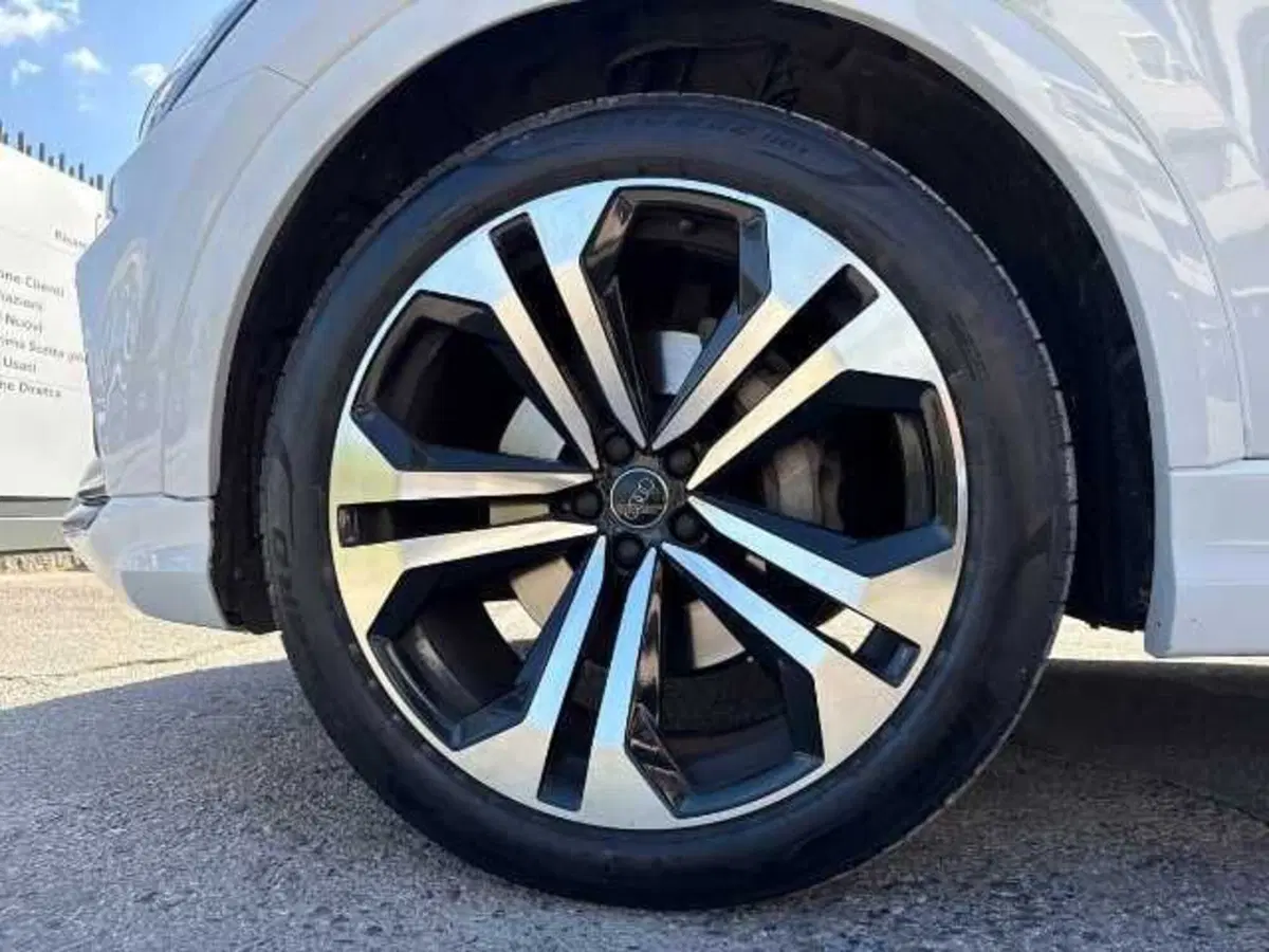 Audi Q8 usata a Pistoia (7)