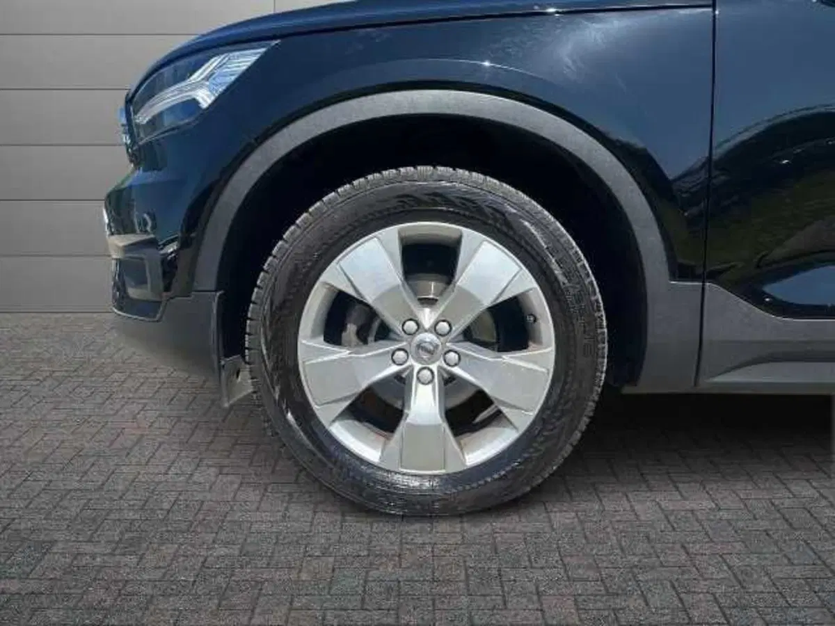 Volvo XC40 usata a Prato (6)