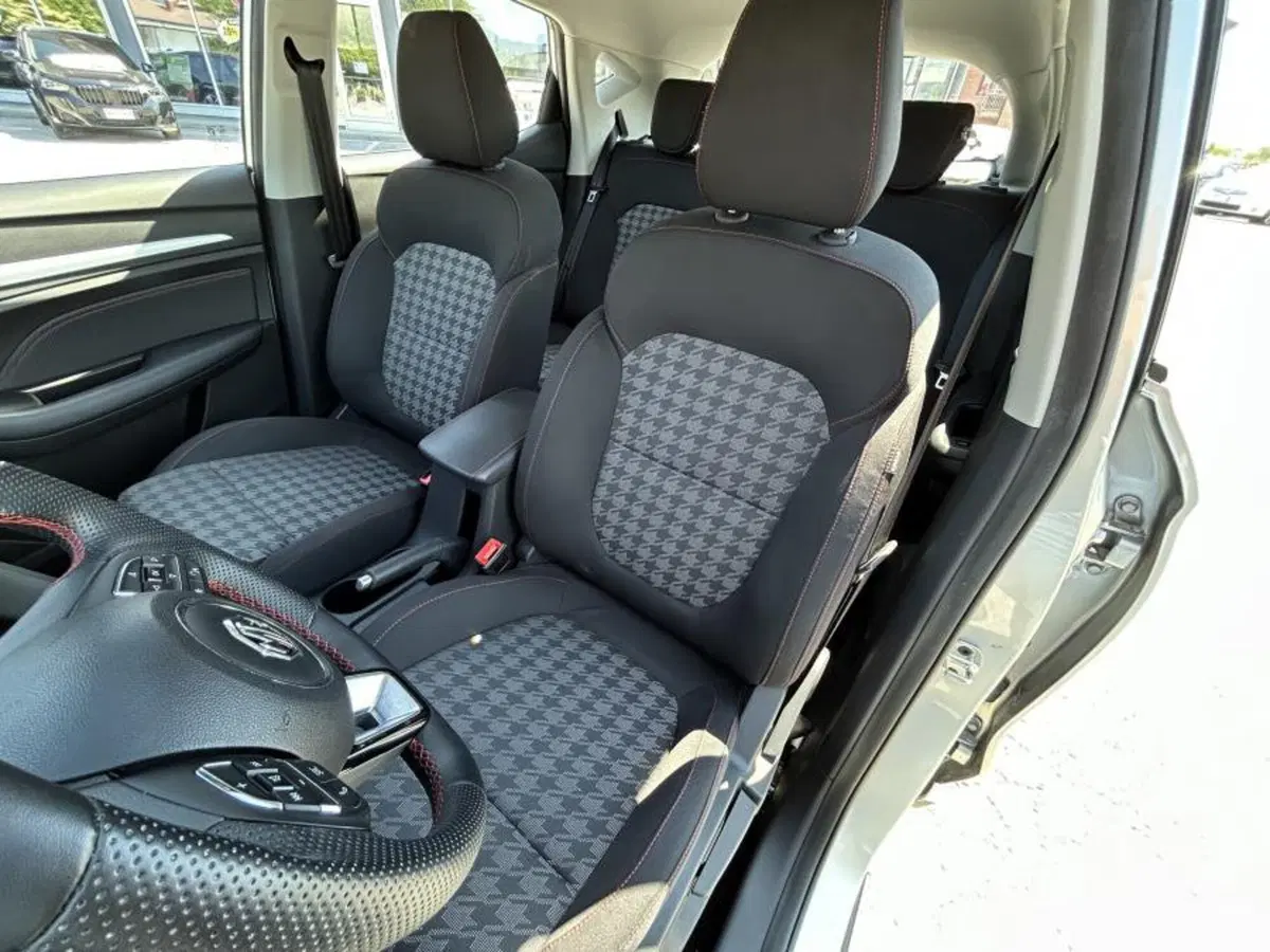 Mg ZS usata a Cuneo (5)