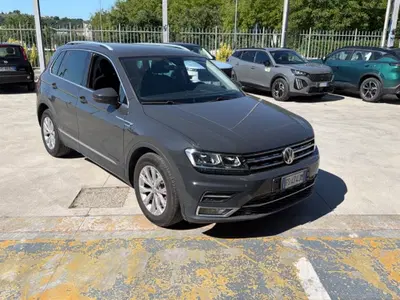 Volkswagen Tiguan 1.6 TDI SCR Style BlueMotion Technology nuova a Sora