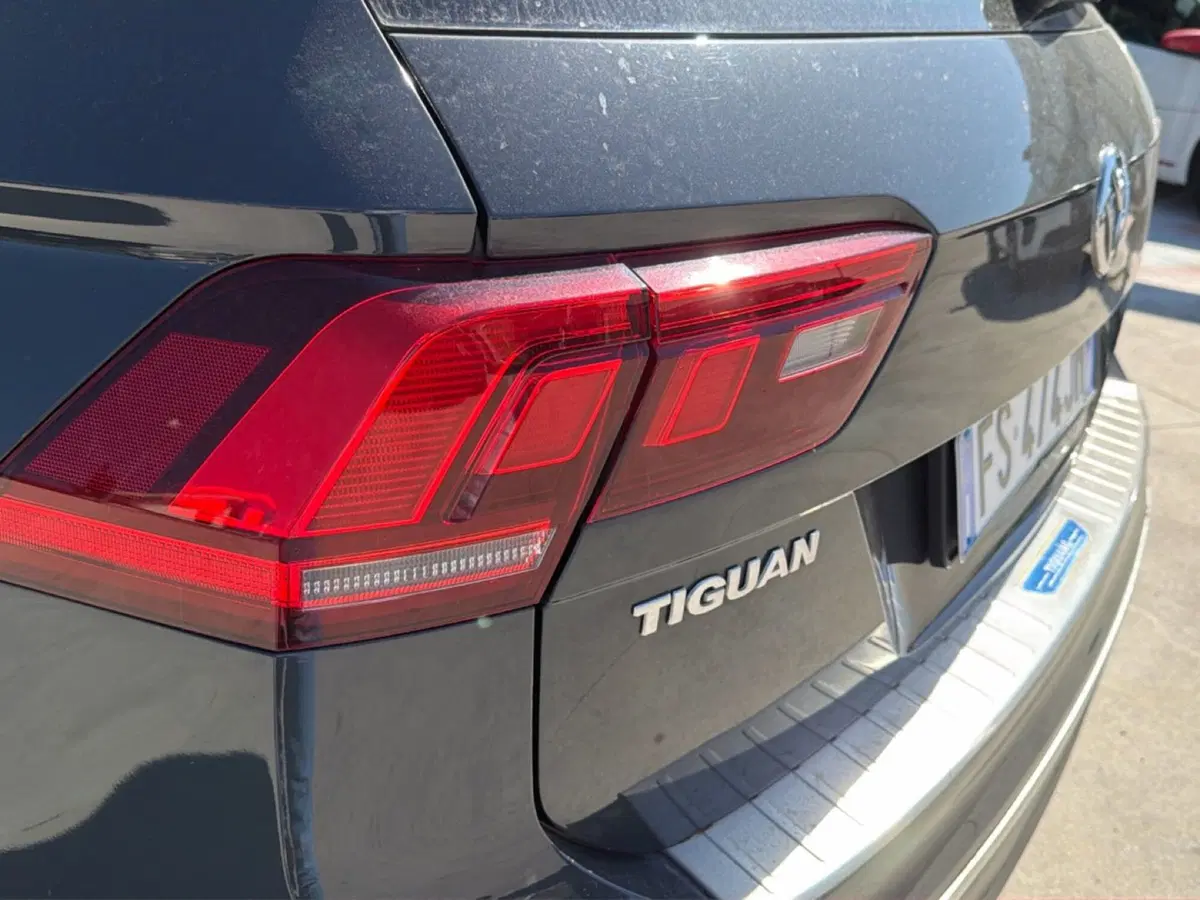 Volkswagen Tiguan nuova a Frosinone (10)