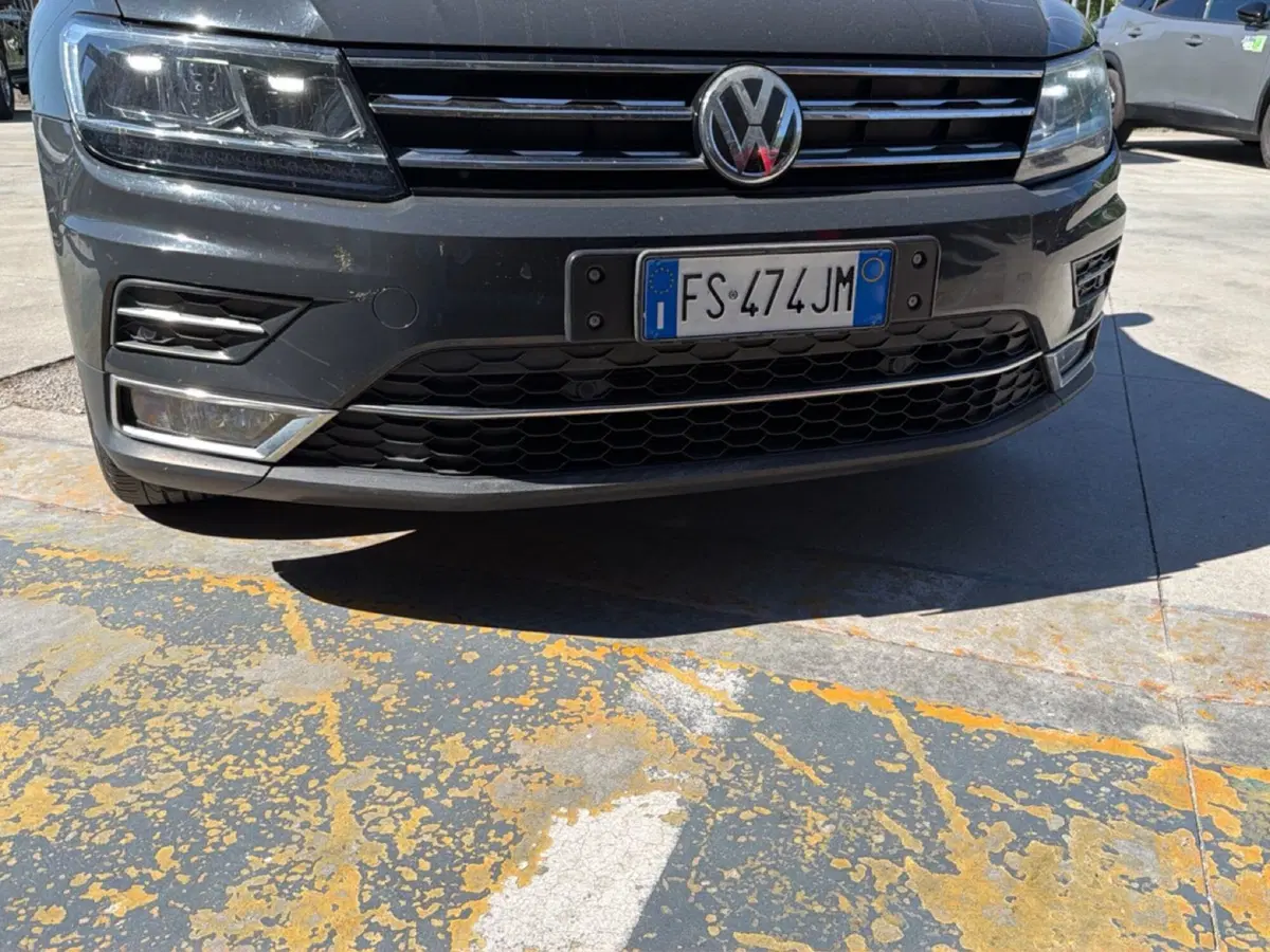 Volkswagen Tiguan nuova a Frosinone (16)
