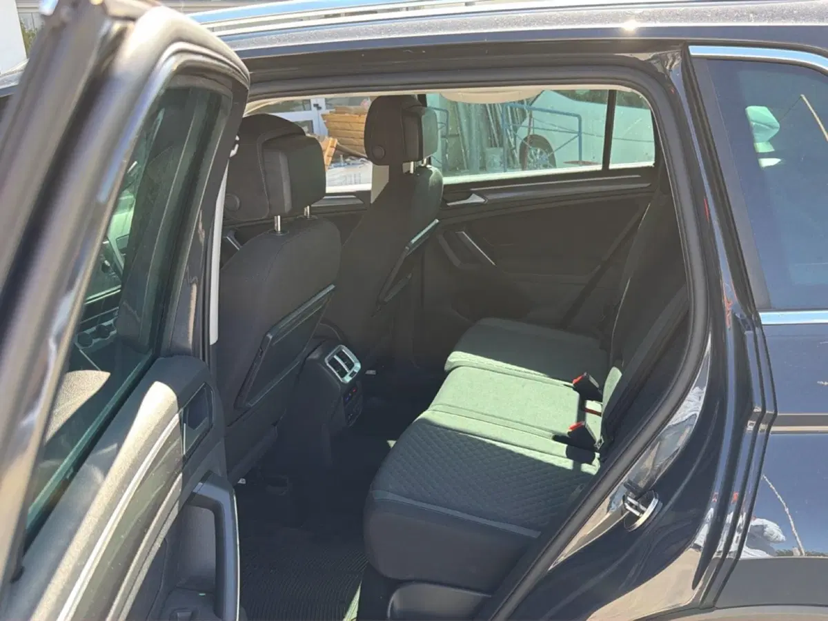 Volkswagen Tiguan nuova a Frosinone (19)