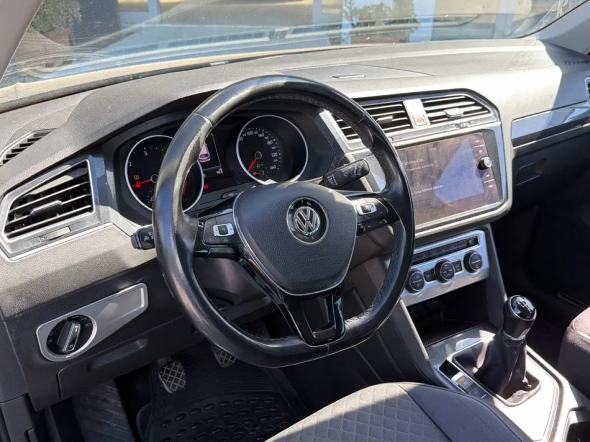 Volkswagen Tiguan nuova a Frosinone (20)