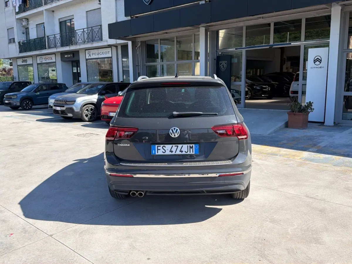 Volkswagen Tiguan nuova a Frosinone (4)