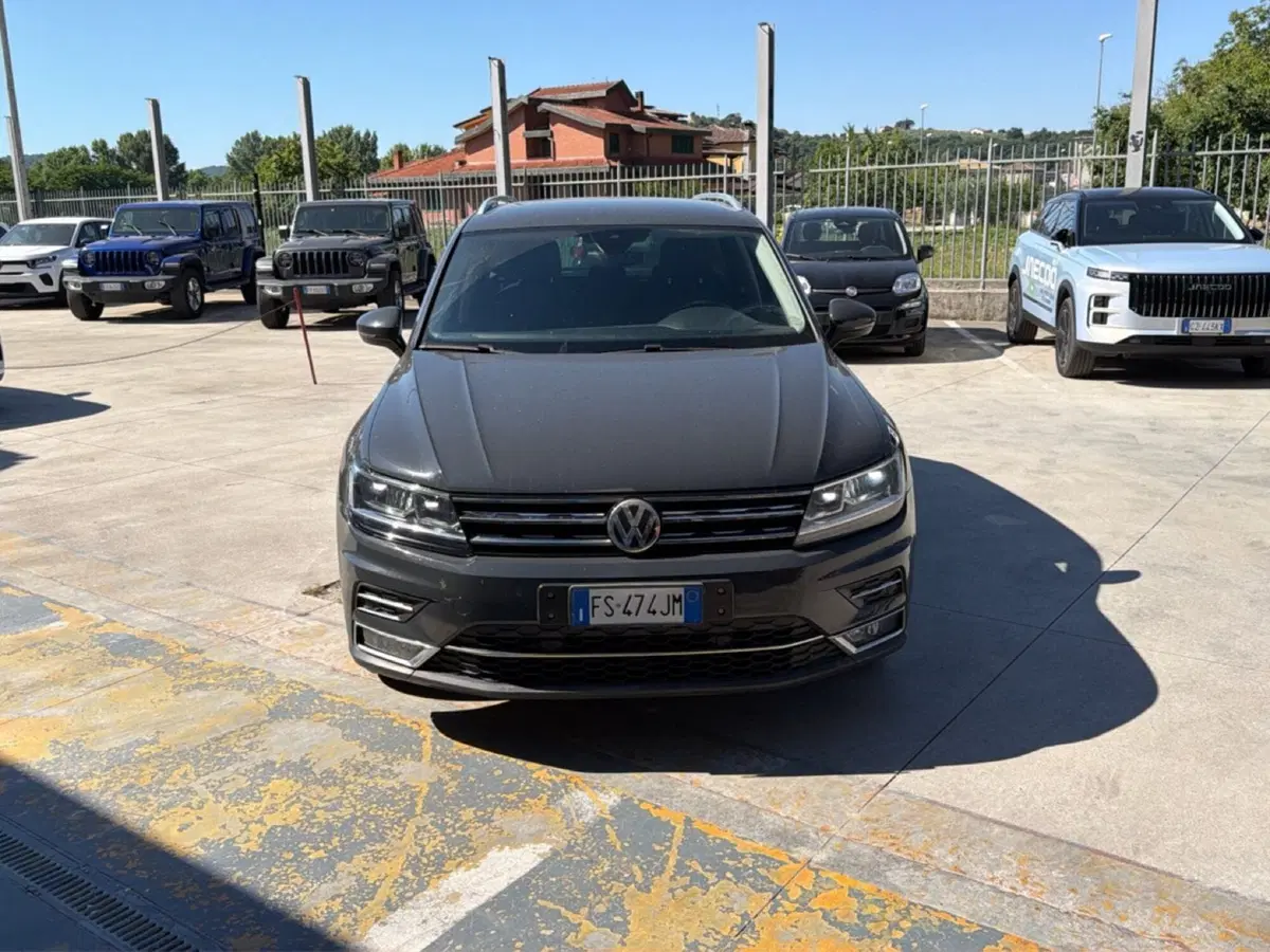 Volkswagen Tiguan nuova a Frosinone (5)