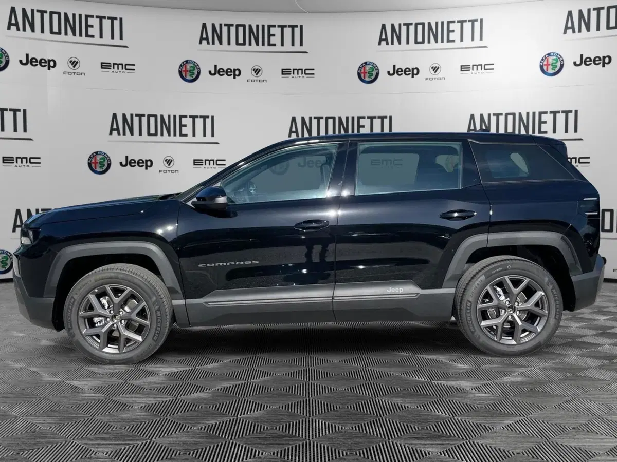 Jeep Compass nuova a Ancona (8)